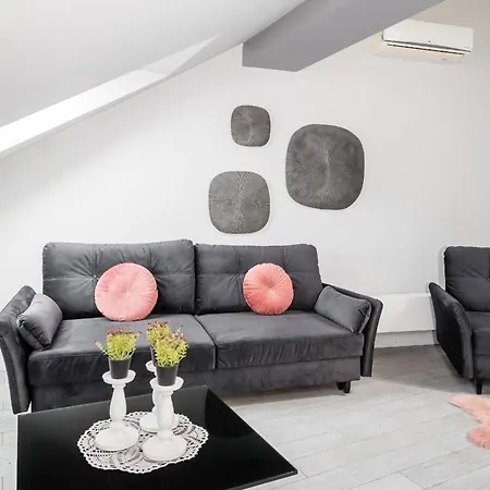 Krzyza Appartement *