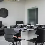 Krzyza Daire